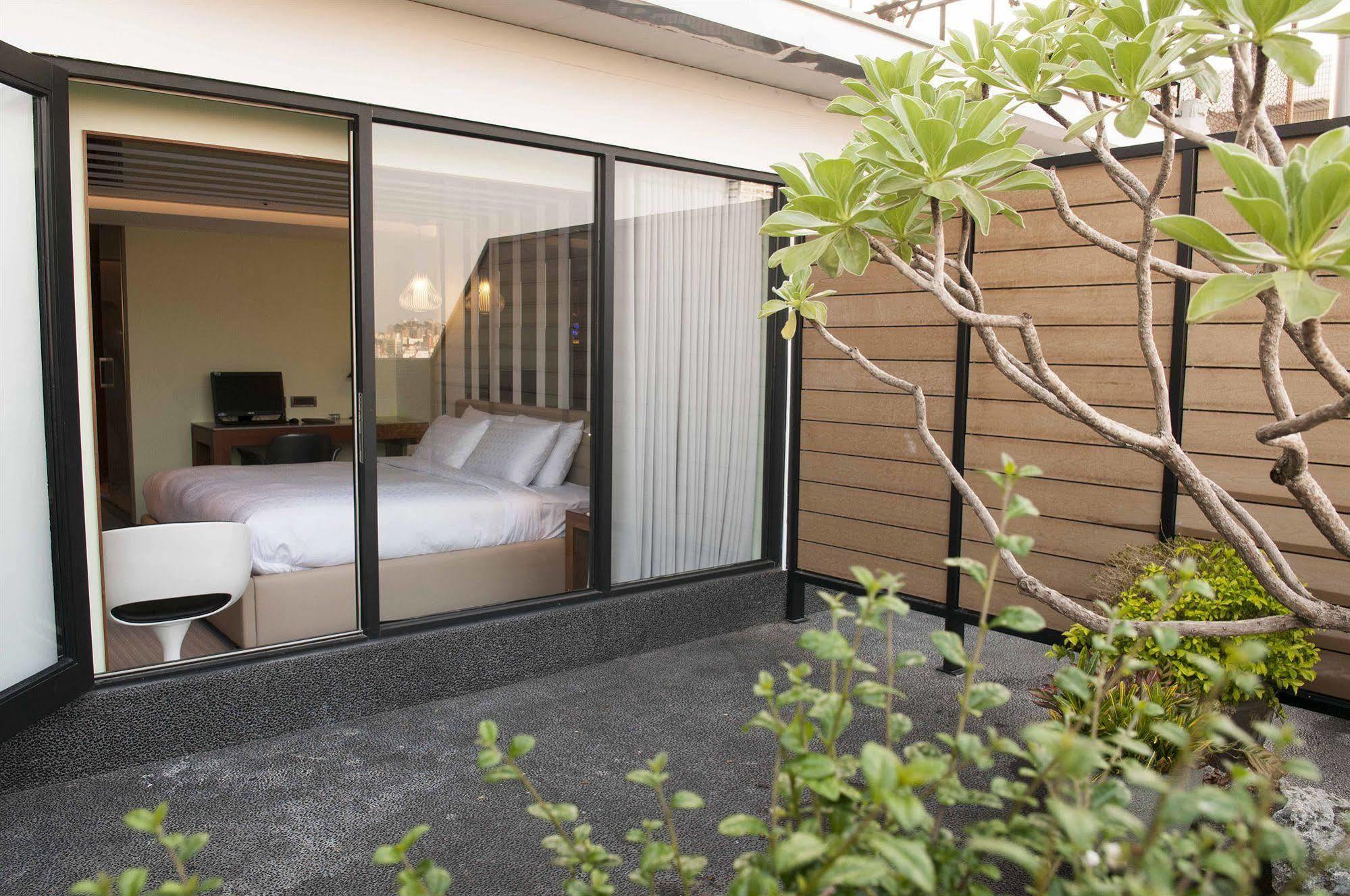 Royal Hotel Group- Central Park Branch Kaohsiung Eksteriør bilde