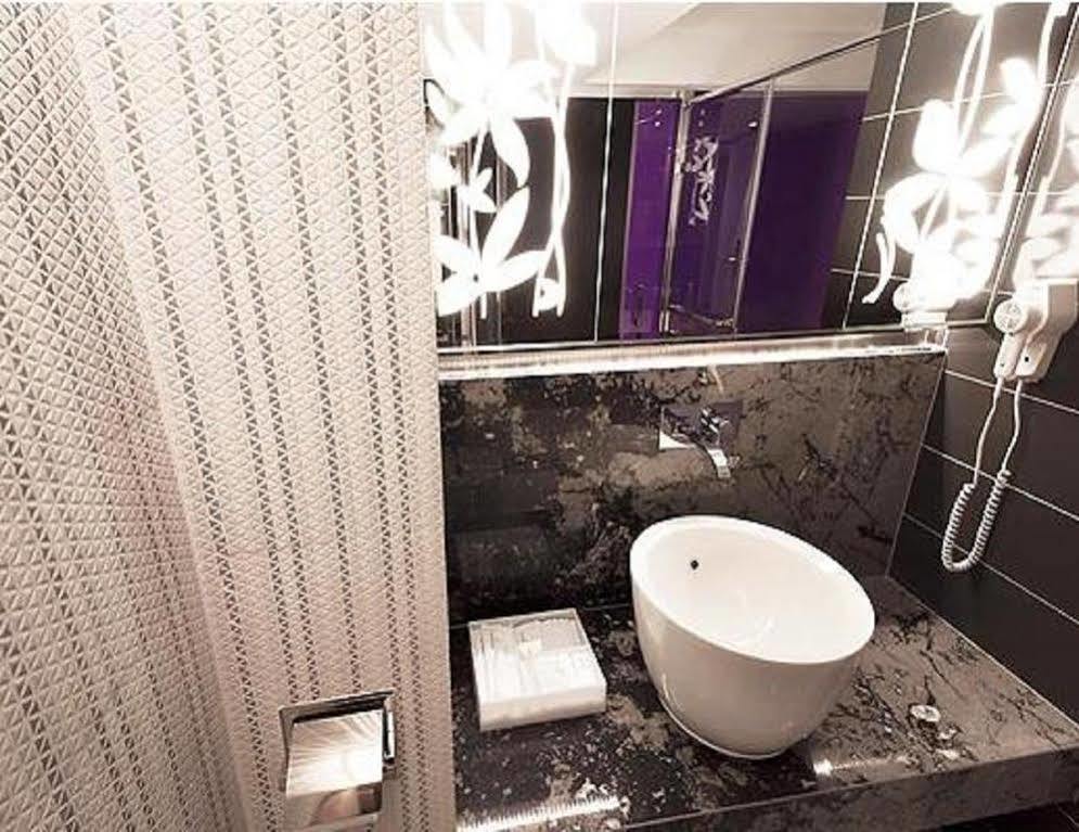 Royal Hotel Group- Central Park Branch Kaohsiung Eksteriør bilde