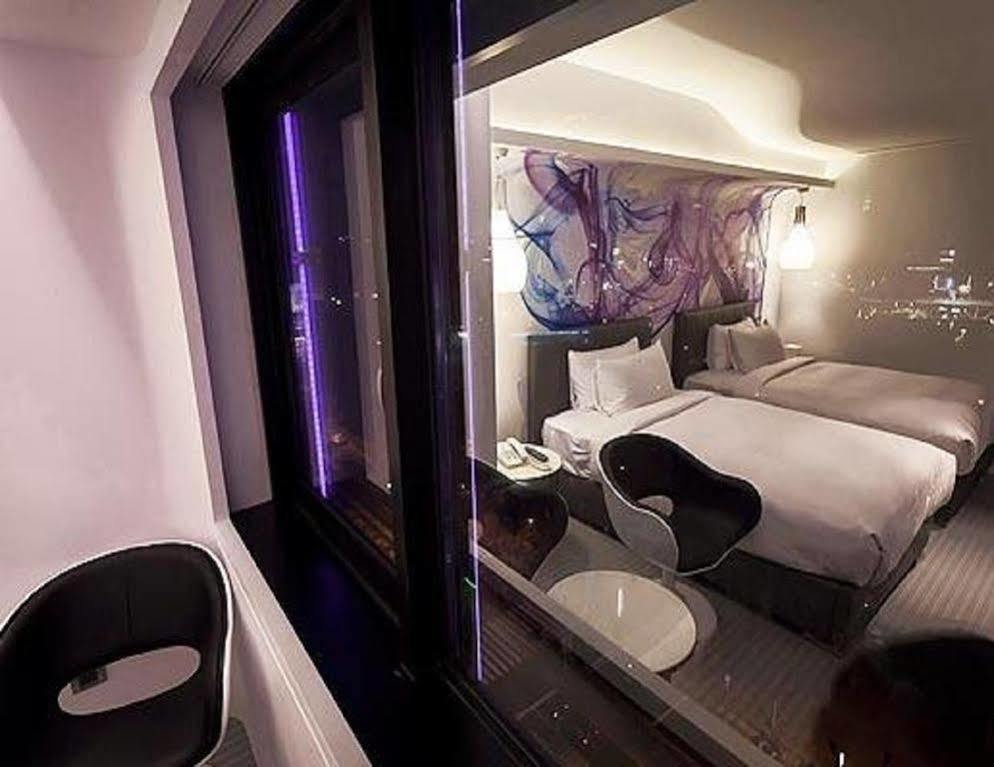 Royal Hotel Group- Central Park Branch Kaohsiung Eksteriør bilde